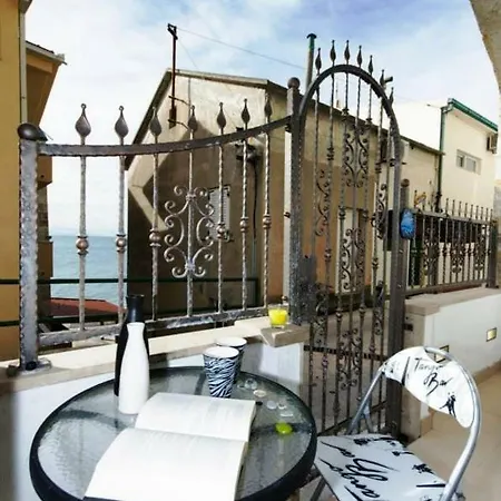 Rozy Apartment